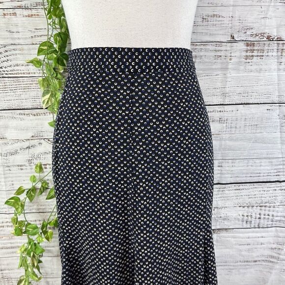 Talbots Skirt size 16 Pet Black Blue Polka Dots Slinky Above Knee Flared Stretch - Picture 3 of 13